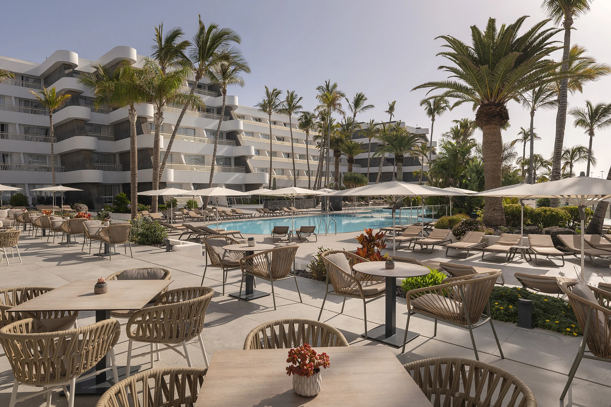 Marea Pool & Lounge Bar