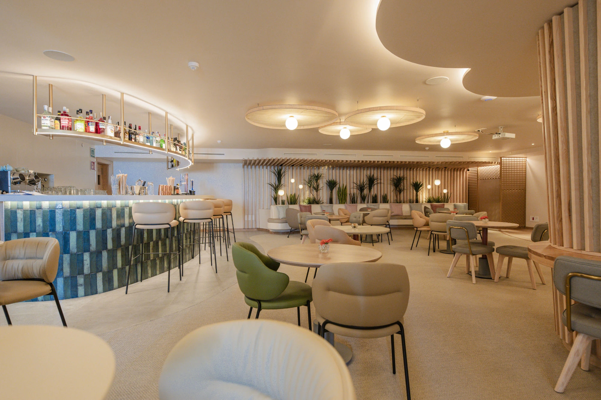 Isla Bar Restaurant