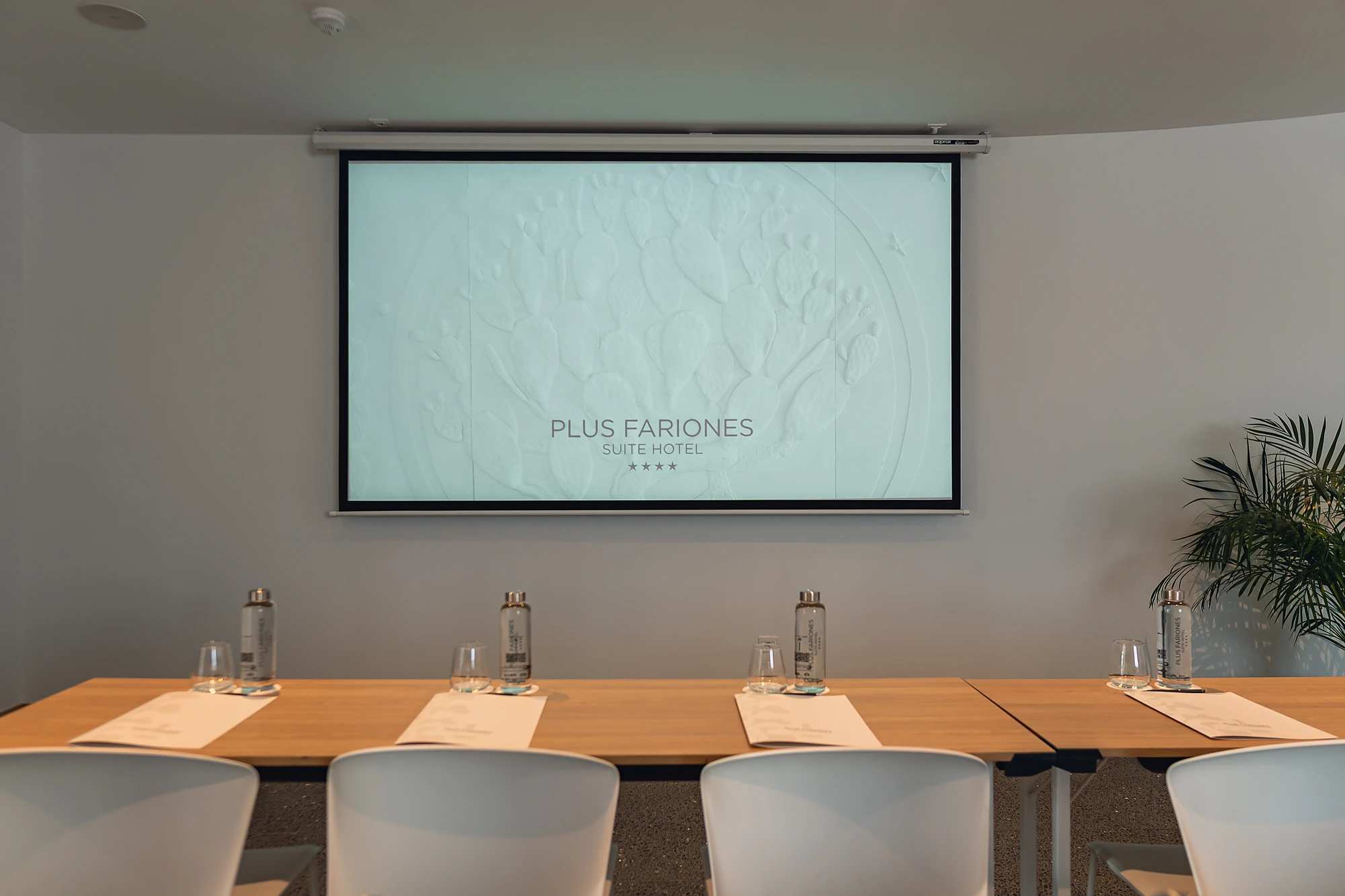 Alegranza Room